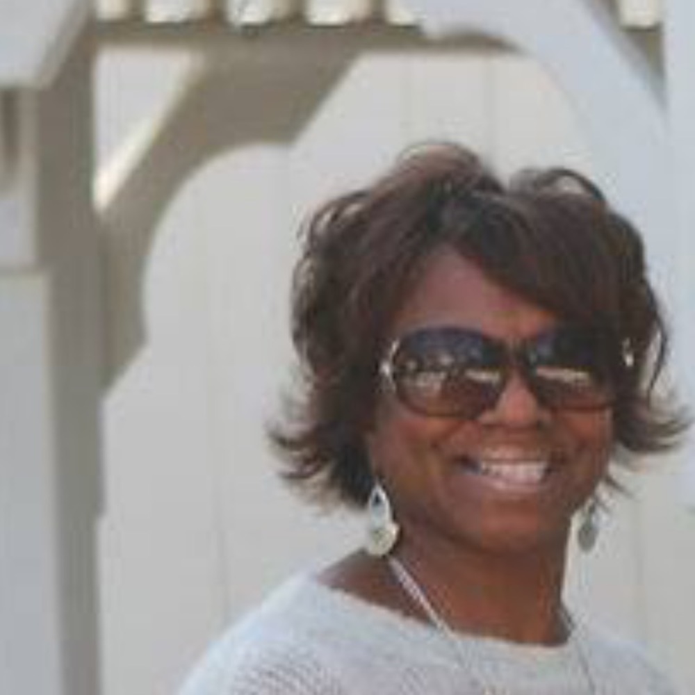 Meet your Posher, Nikita